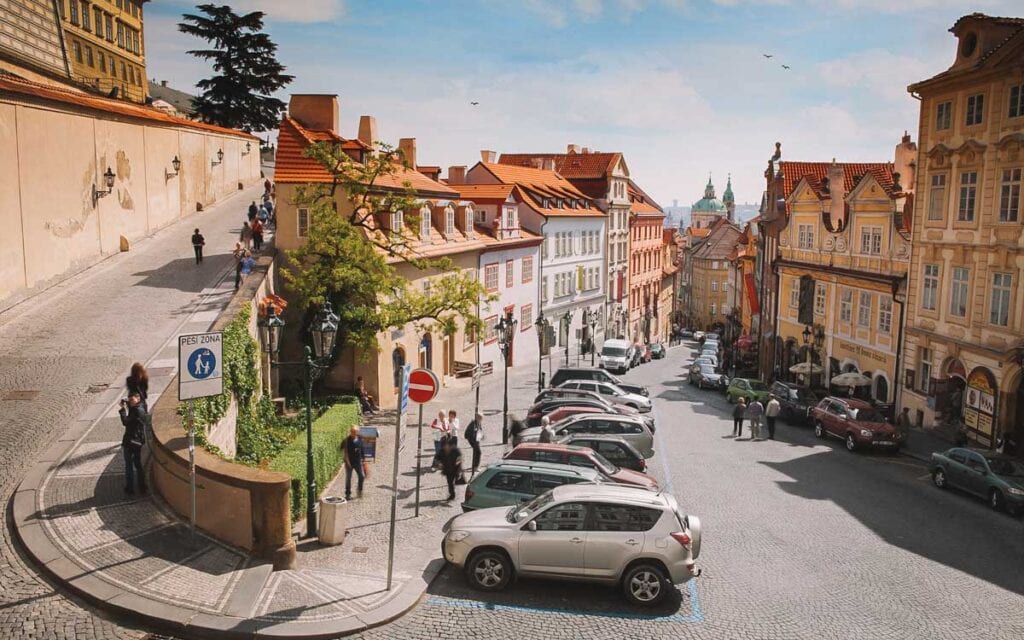 Malá Strana é o bairro perfeito para quem procura onde se hospedar em Praga próximo aos pontos turísticos