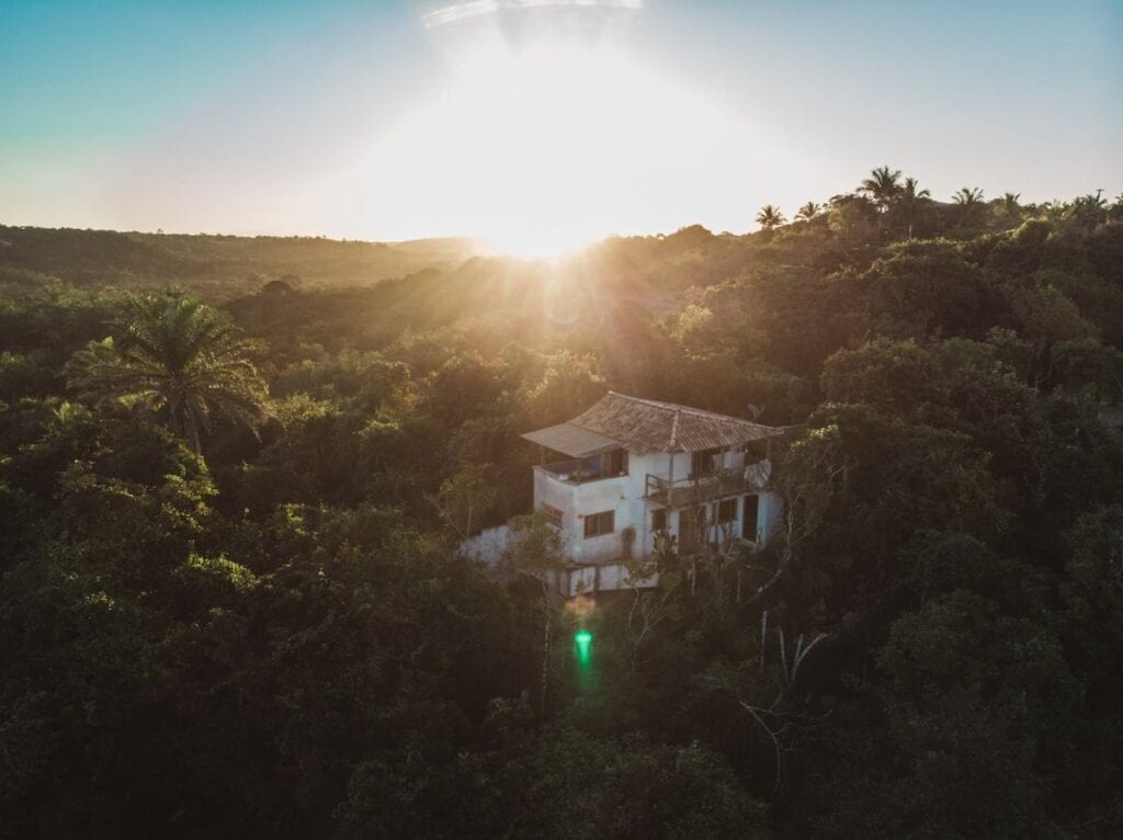 Trancoso é o destino favorito dos famosos para passar o Ano Novo na Bahia