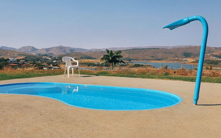 Hostel com piscina em Capitólio, MG