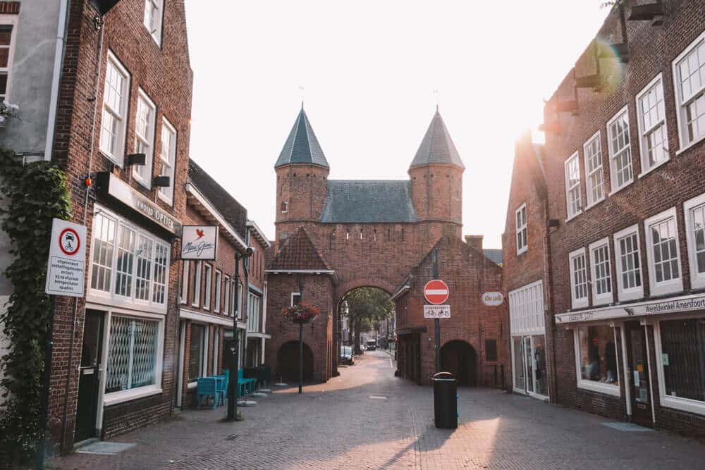 Kamperbinnenpoort fazia parte da primeira muralha da cidade de Amersfoort, na Holanda