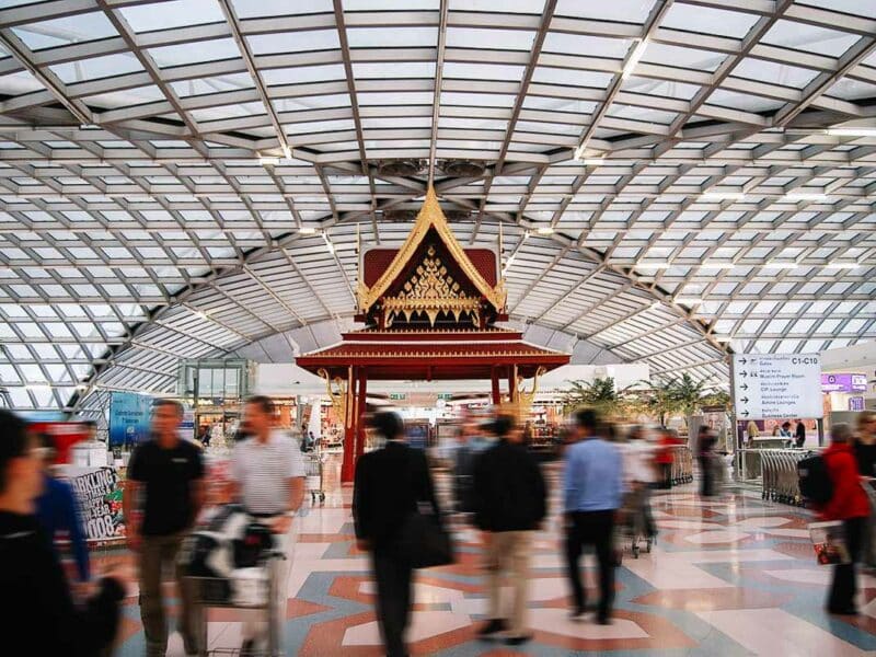 Como sair do aeroporto de Bangkok: instruções e preços