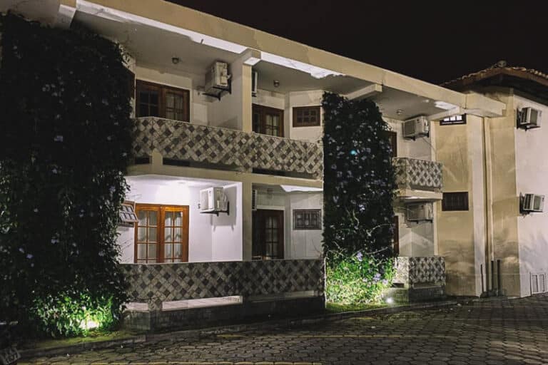 Hotel barato com vista para o mar em Porto Seguro, Bahia