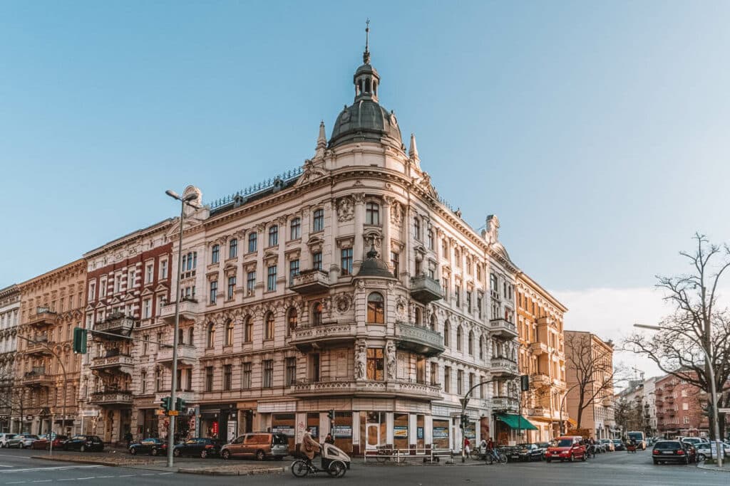 Schöneberg é um bairro residencial conhecido pela cena LGBTQIA+