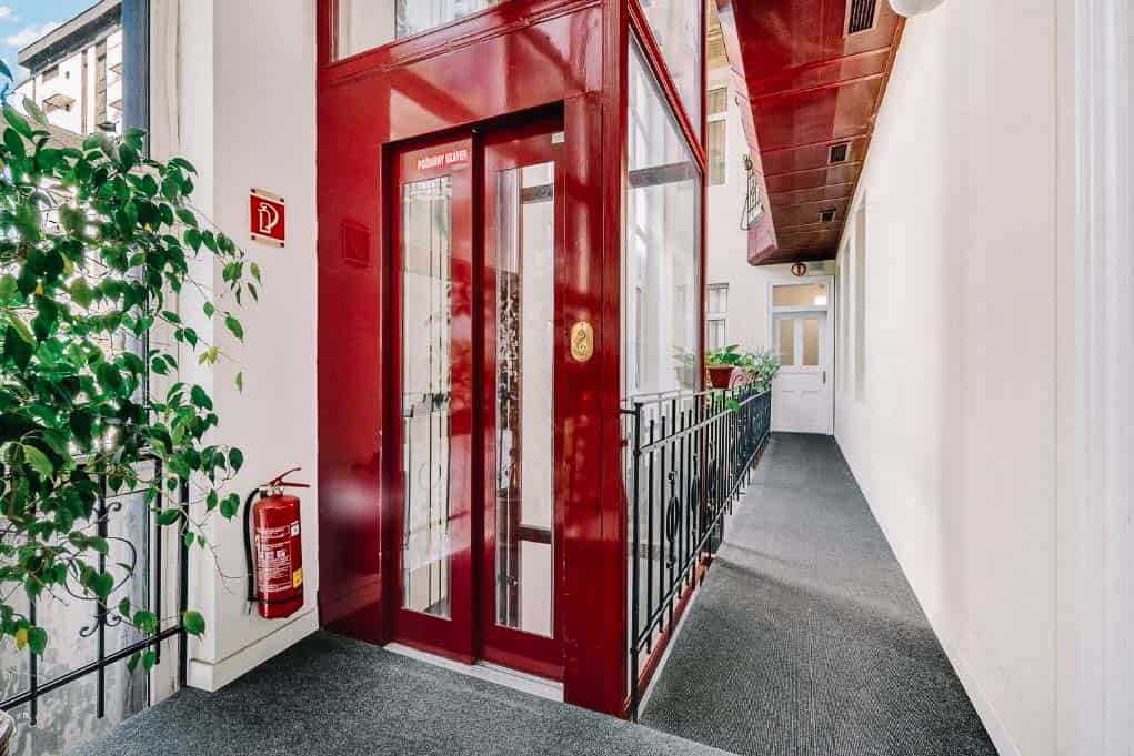 Hotel com elevador em Bratislava, Eslováquia