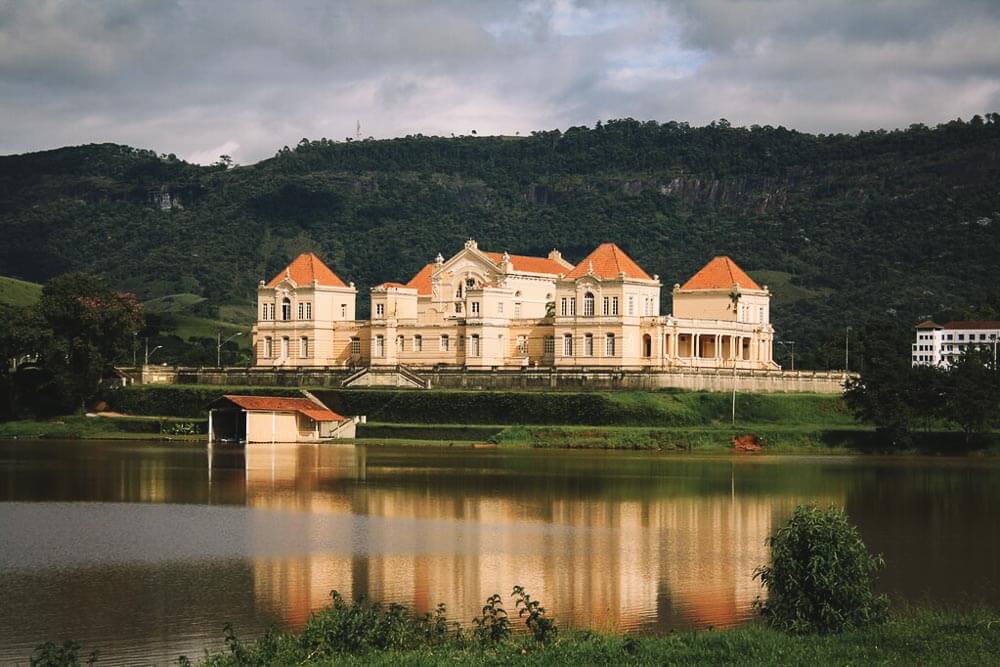 Lambari faz parte do Circuito das Águas e é um ótimo lugar para passar o Ano Novo em Minas Gerais com sossego