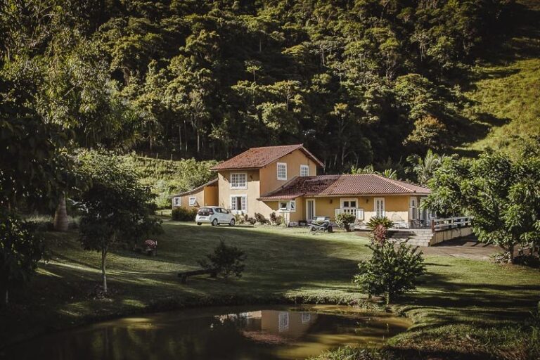 Hotel fazenda em Conservatória com todas as refeições inclusas.