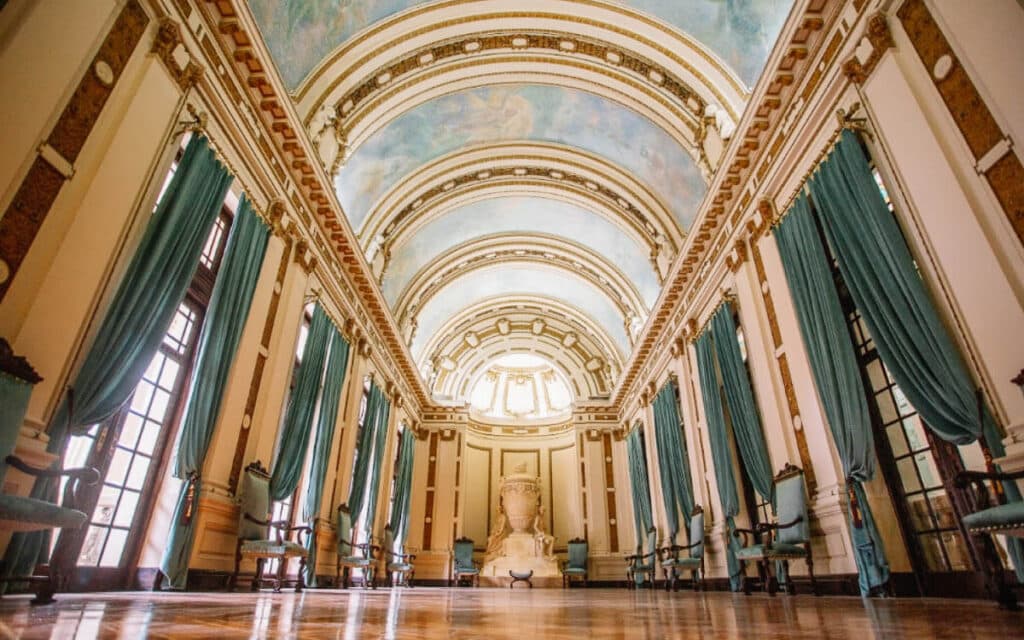 Palácio Tiradentes está aberto a visitações