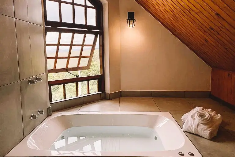 Pousada com hidromassagem Capivari