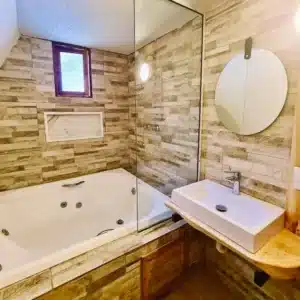 Hidromassagem para casal na Vila Vintage Campos