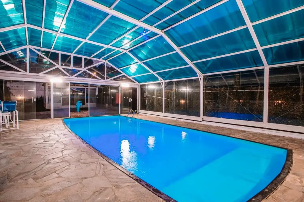 Hospedagem econômica com piscina em Monte Verde, Minas Gerais