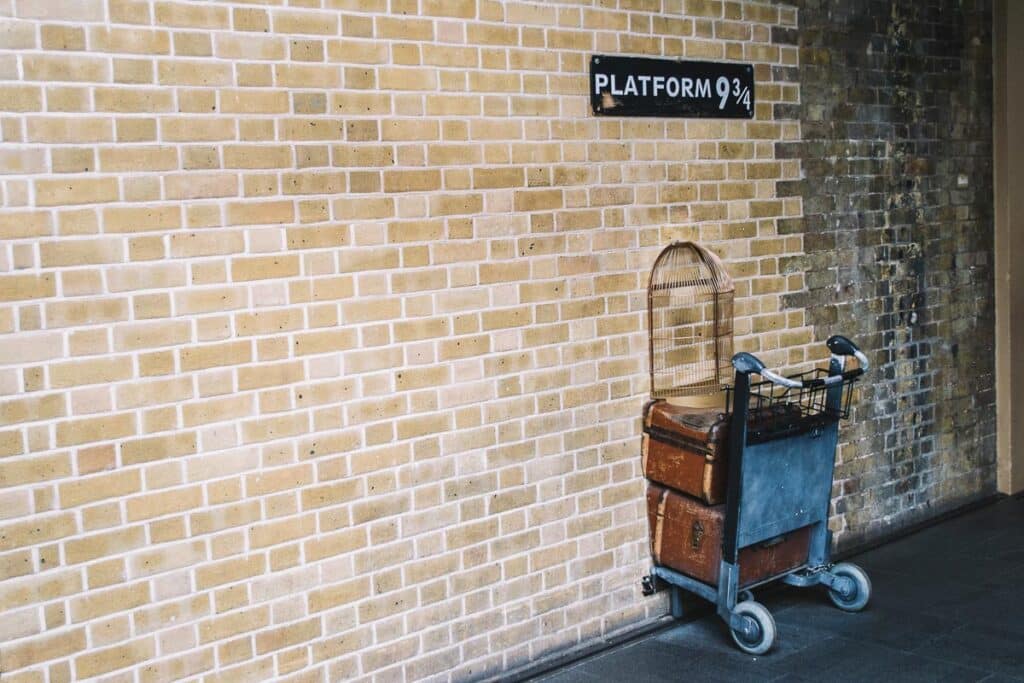 A plataforma do Harry Potter em Londres fica na estação King's Cross