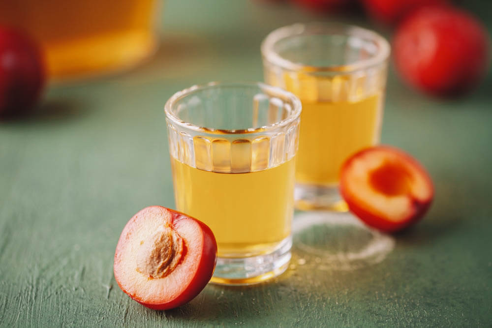 Slivovica é uma bebida típica da Eslováquia