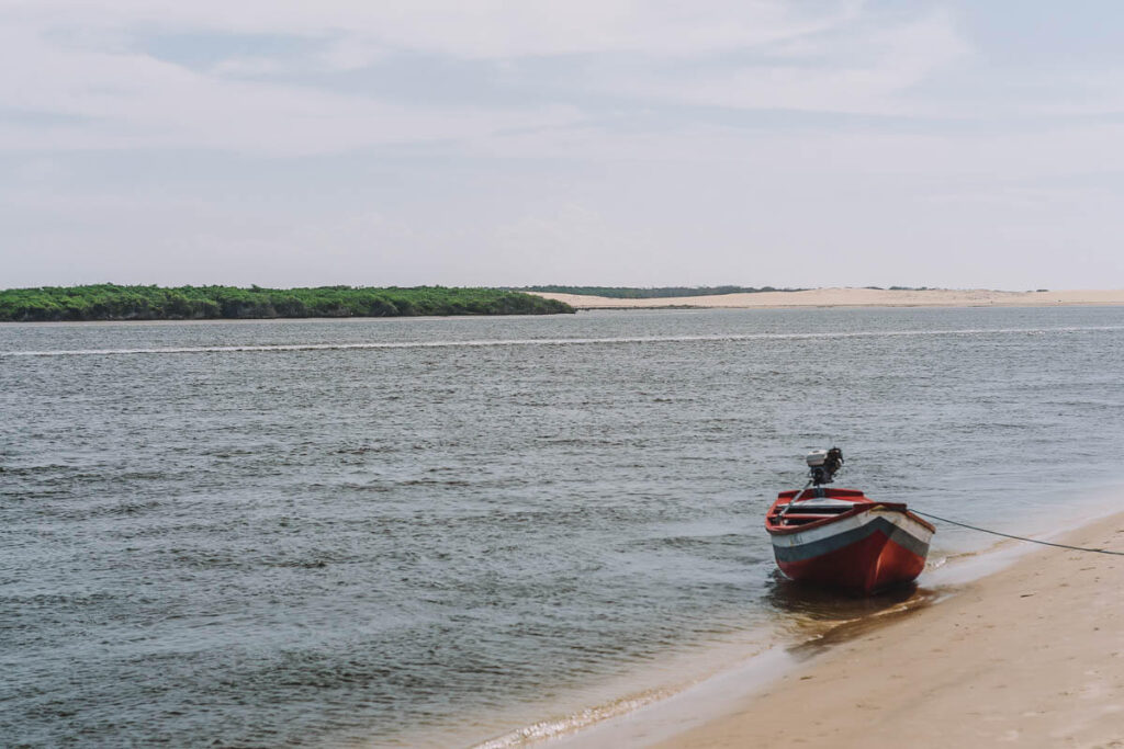 Canto de Atins, uma praia tranquila no Maranhão