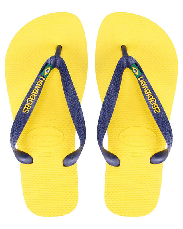 Chinelo com a bandeira do Brasil