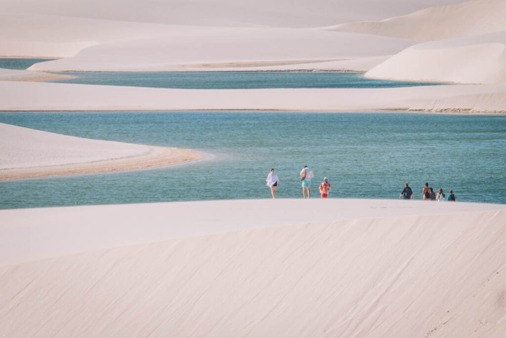 Pessoas na Lagoa Bonita, Lençóis Maranhenses