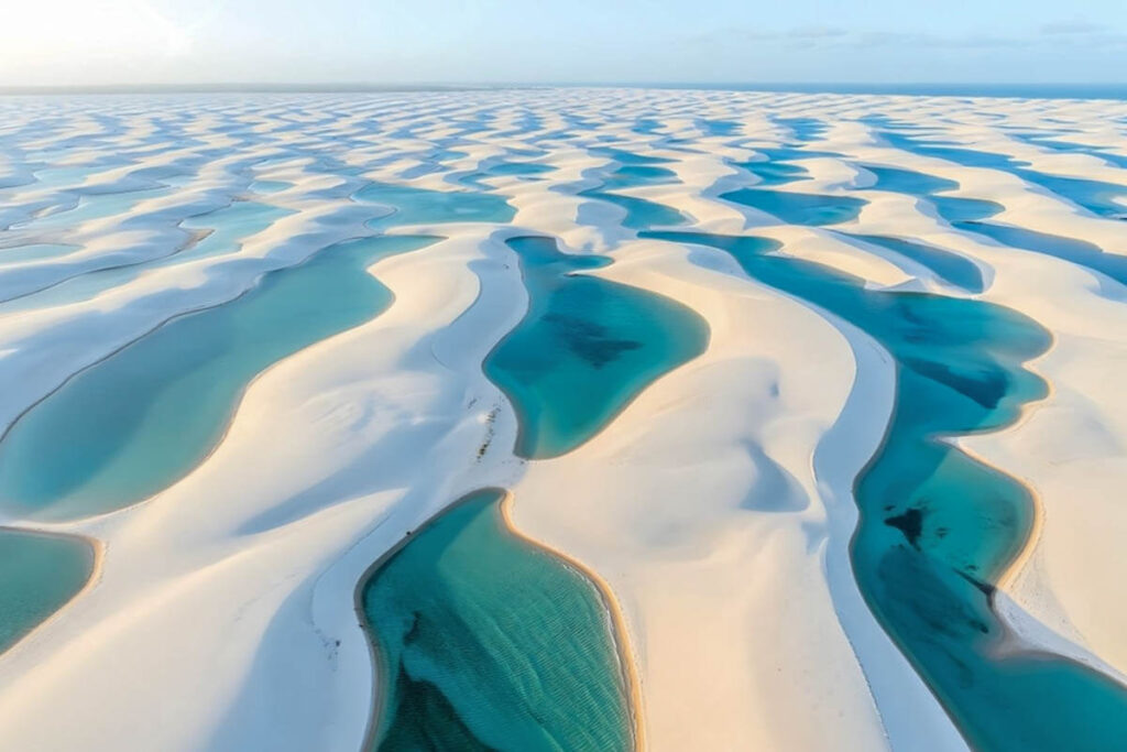 Passeio de monomotor nos Lençóis Maranhenses