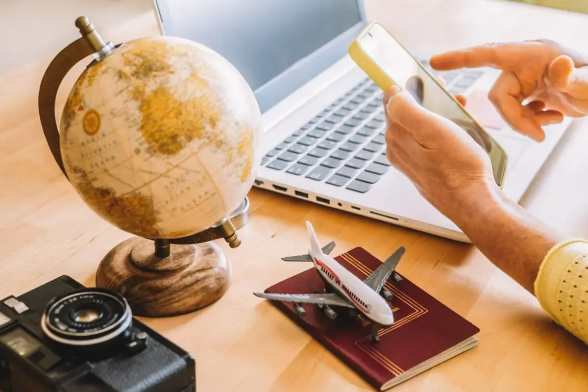 Como empreender no turismo vendendo produtos úteis para viajantes
