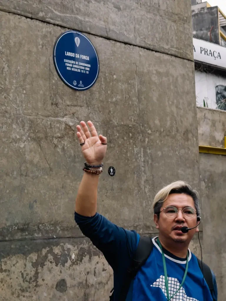 Rafa Gushiken, guia da agência SP da Garoa