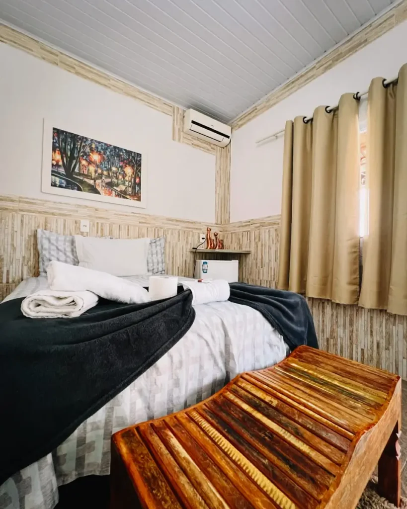 Quarto de casal na pousada Love Piri, em Pirenópolis
