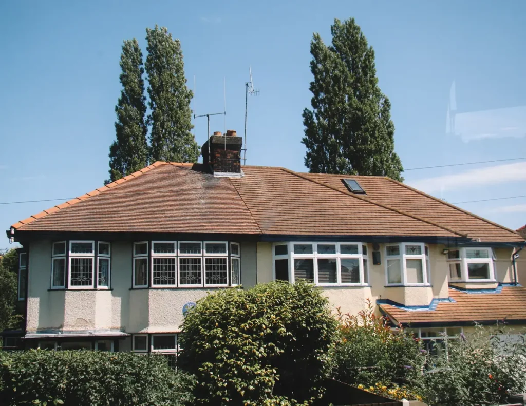 Mendips, a casa onde John Lennon viveu com a tia em Liverpool