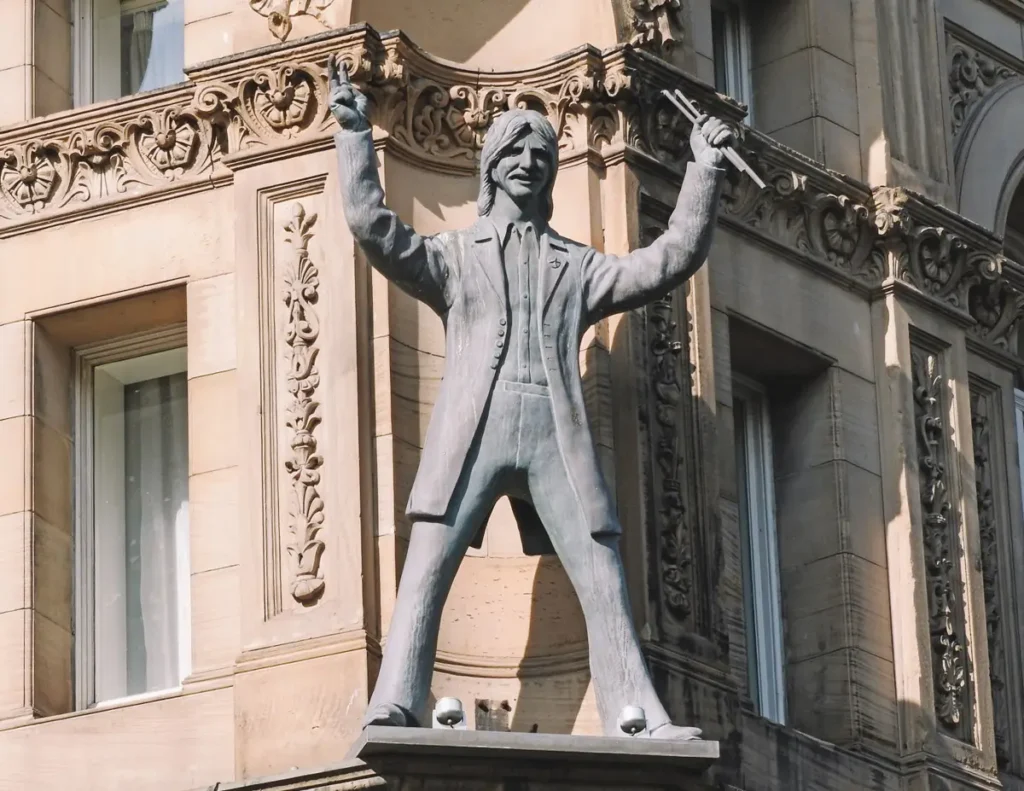 Ringo Starr no Hard Days Night Hotel, Liverpool