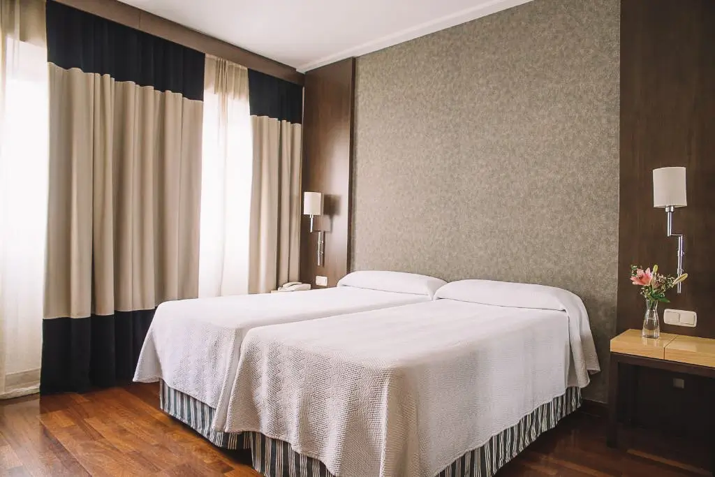 Hotel Inglaterra, hospedagem econômica em Granada, Espanha