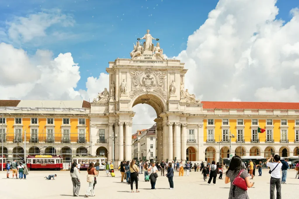 Praça do Comércio, um dos principais pontos turísticos de Lisboa
