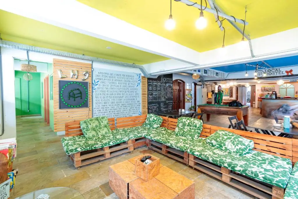 Local Hostel é opção de hospedagem barata em Manaus
