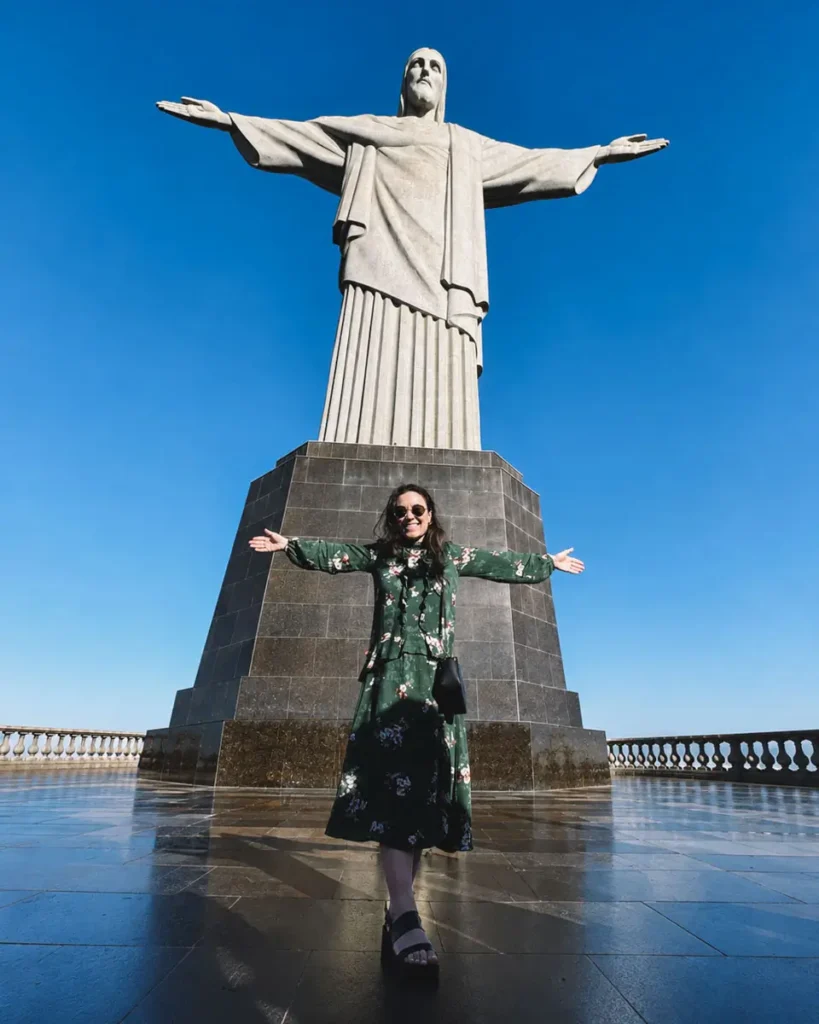 Passeio pelo Cristo Redentor durante a manhã
